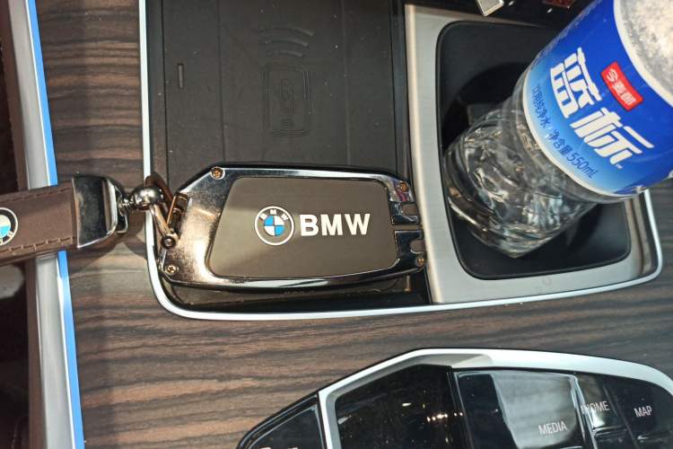 Used BMW X5 2025 Model, xDrive 40Li M Sport Night Package Vehicle Key