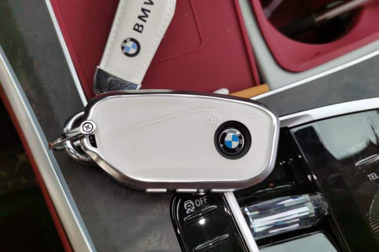 Used BMW X5 2025 Model, xDrive 30Li M Sport Night Package Vehicle Key