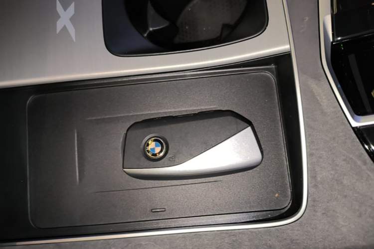 Used BMW X5 2025 Model, xDrive 30Li Prestige M Sport Night Package Vehicle Key