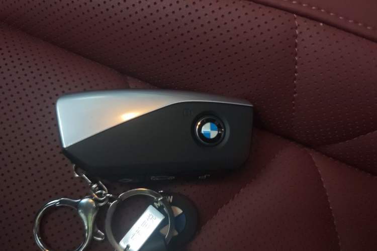 Used BMW X5 2025 Model, xDrive 30Li Prestige M Sport Night Package Vehicle Key