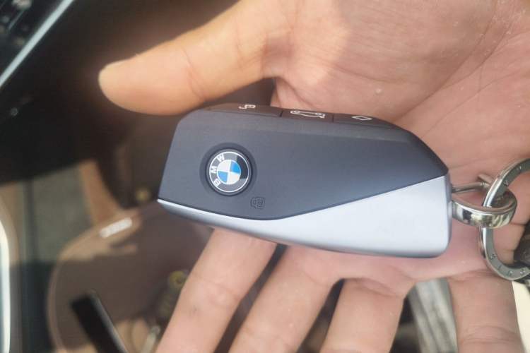 Used BMW X5 2025 Model, xDrive 30Li Prestige M Sport Night Package Vehicle Key