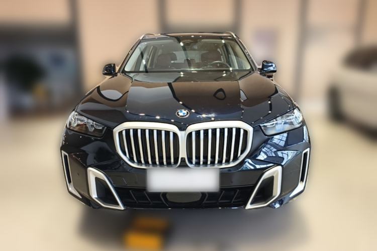 Used BMW X5 2025 Model, xDrive 30Li Prestige M Sport Night Package Front