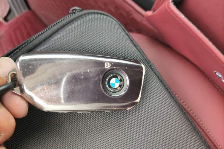 Used BMW X5 2025 Model, xDrive 30Li Prestige M Sport Night Package Vehicle Key