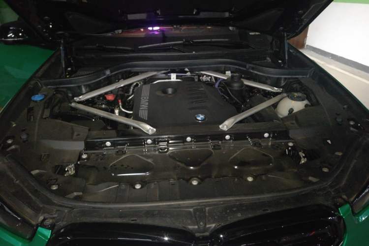 Used BMW X5 2025 Model, xDrive 40Li M Sport Night Package Engine Bay