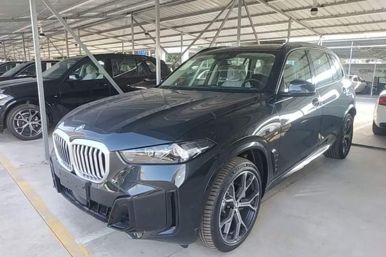Gebrauchter BMW X5 2026 Model, Facelifted xDrive 30Li Premium M Sport Night Package Guazi used car, China used car export, Used car for sale, Used  cars, Cheapest cars for sale