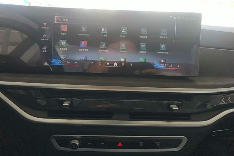 Used BMW X5 2026 Model, Facelifted xDrive 30Li Premium M Sport Night Package Audio And AC Panel