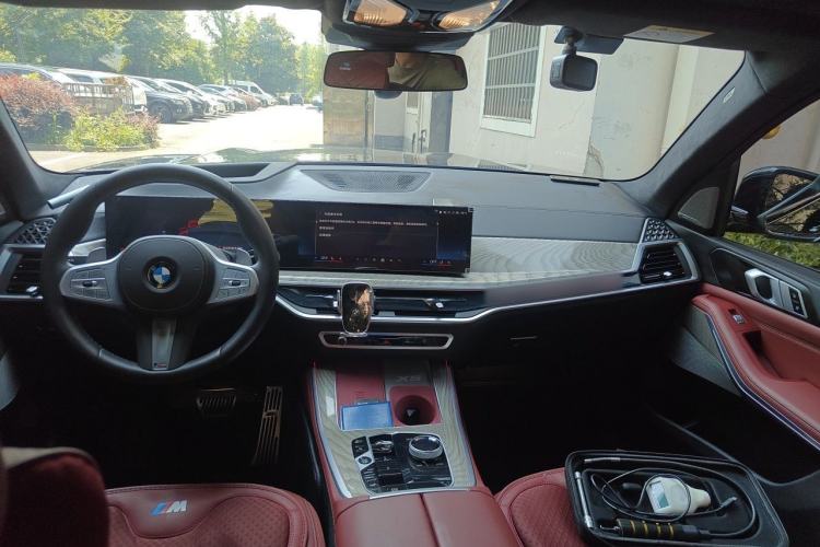 Used BMW X5 2026 Model, Facelifted xDrive 40Li M Sport Night Package Center Console