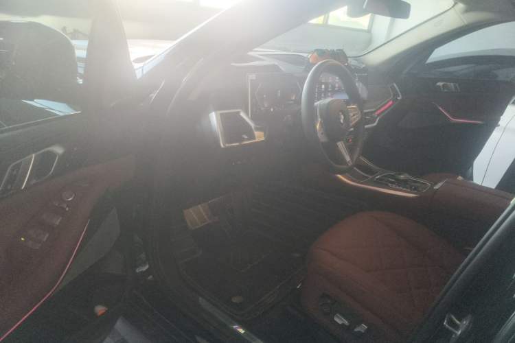Used BMW X5 2026 Model, xDrive 30Li Prestige M Sport Night Package Driver Seat