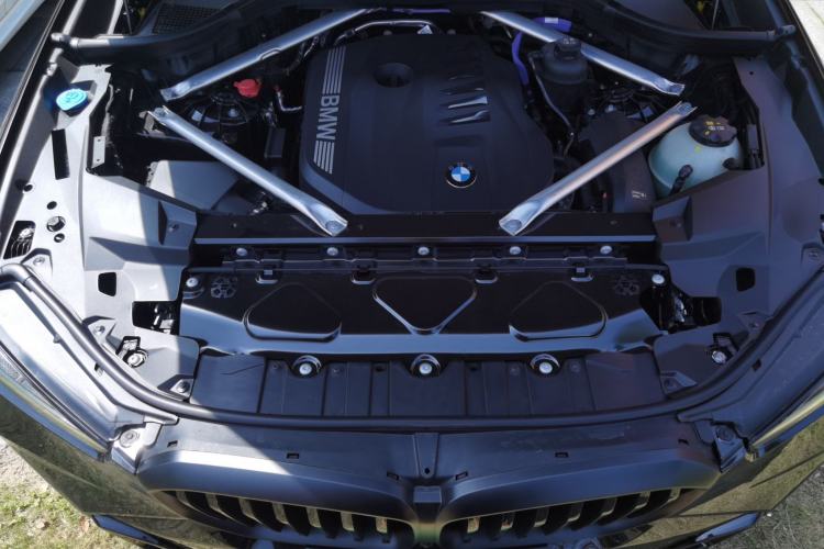 Used BMW X5 2026 Model, Facelifted xDrive 40Li M Sport Night Package Engine Bay