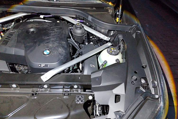 Used BMW X5 2026 Model, xDrive 30Li Prestige M Sport Night Package Engine Bay Left