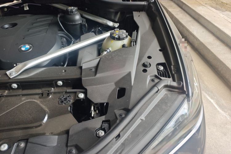 Used BMW X5 2026 Model, Facelifted xDrive 30Li Premium M Sport Night Package Engine Bay Left