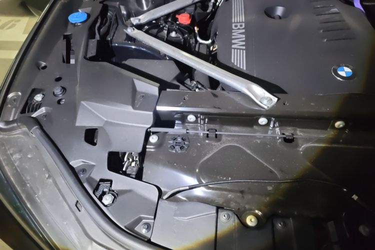 Used BMW X5 2026 Model, xDrive 40Li M Sport Night Package Engine Bay Right