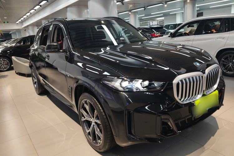 Used BMW X5 2026 Model, xDrive 30Li Prestige M Sport Night Package Exterior 1