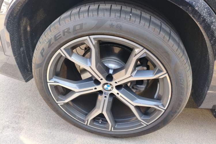 Used BMW X5 2026 Model, xDrive 30Li Prestige M Sport Night Package Exterior 2