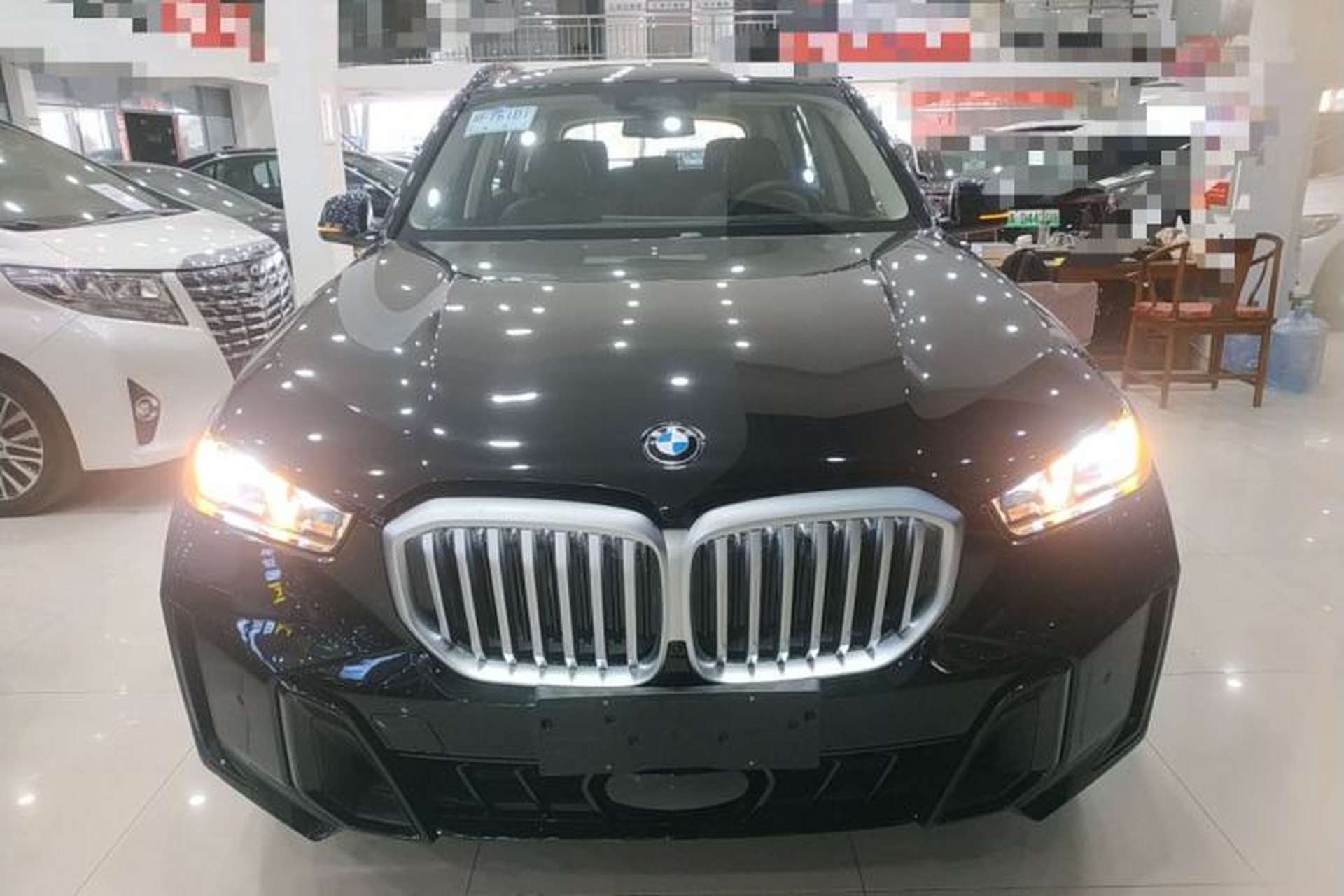 Used BMW X5 2026 Model, xDrive 30Li Prestige M Sport Night Package Front