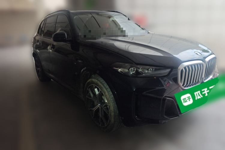 Used BMW X5 2026 Model, Facelifted xDrive 30Li Premium M Sport Night Package Front Right 45 Deg