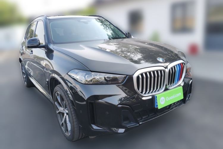 Used BMW X5 2026 Model, xDrive 30Li Prestige M Sport Night Package Front Right 45 Deg