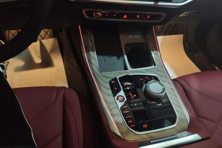 Used BMW X5 2026 Model, xDrive 40Li M Sport Night Package Gear Lever