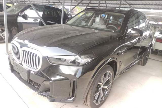 Używany BMW X5 2026 Model, Facelifted xDrive 30Li Premium M Sport Night Package