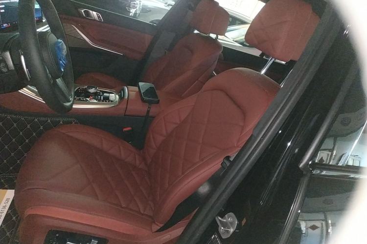 Used BMW X5 2026 Model, xDrive 40Li M Sport Night Package Left Front Seat