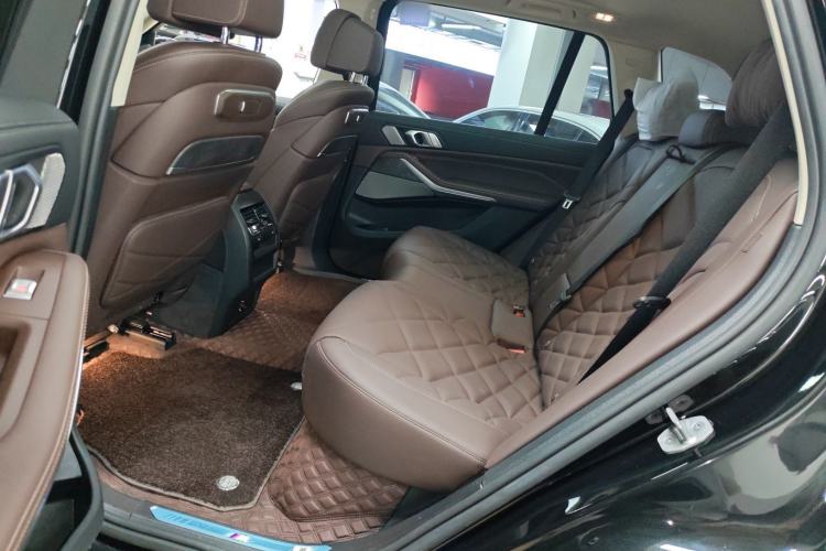 Used BMW X5 2026 Model, xDrive 30Li Prestige M Sport Night Package Left Rear Seat