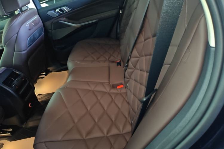 Used BMW X5 2026 Model, xDrive 30Li Prestige M Sport Night Package Left Rear Seat