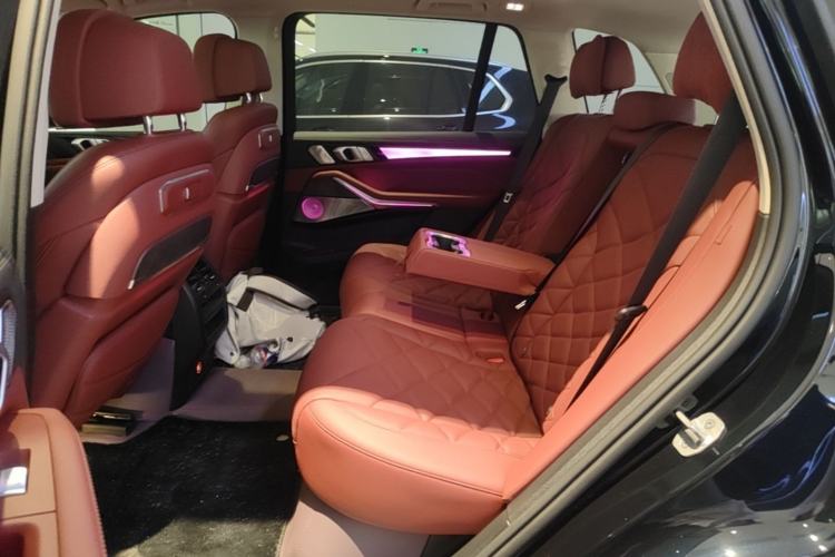 Used BMW X5 2026 Model, xDrive 30Li Prestige M Sport Night Package Left Rear Seat
