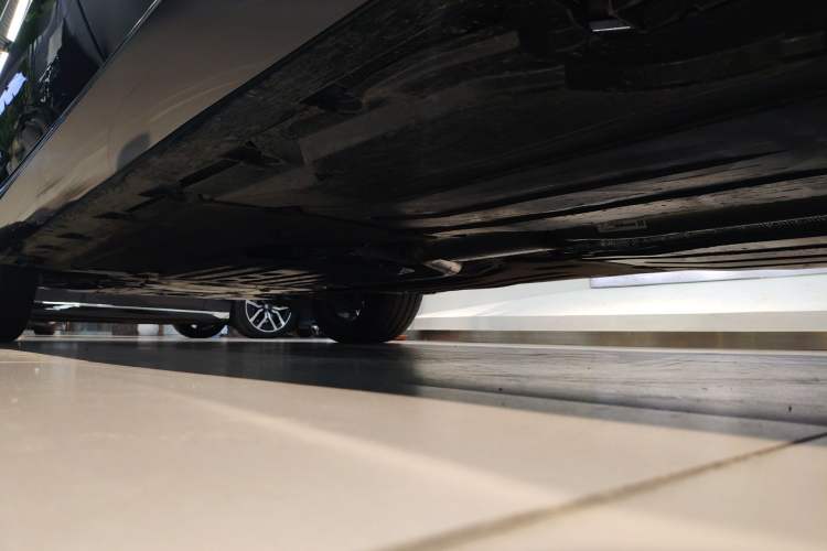 Used BMW X5 2026 Model, xDrive 30Li Prestige M Sport Night Package Left Side Sill