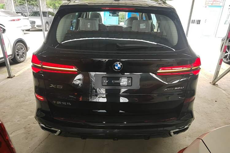 Used BMW X5 2026 Model, xDrive 30Li Prestige M Sport Night Package Rear