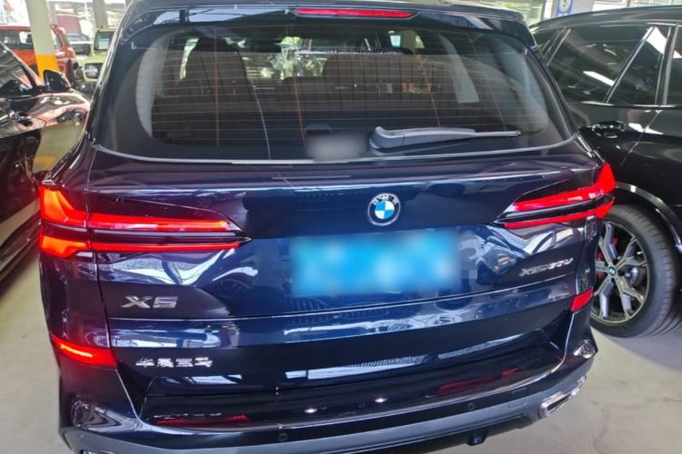 Used BMW X5 2026 Model, xDrive 30Li Prestige M Sport Night Package Rear