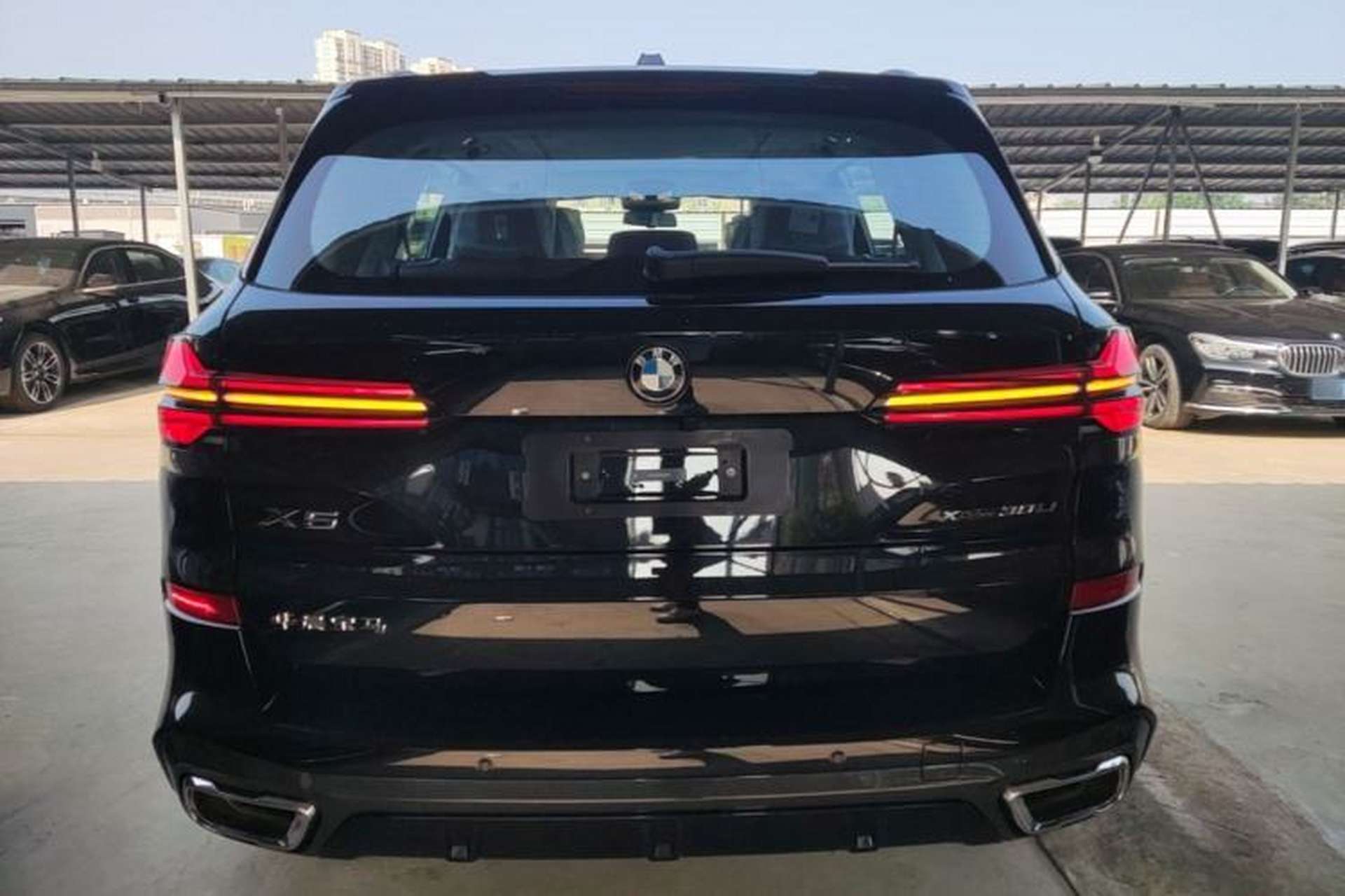 Used BMW X5 2026 Model, Facelifted xDrive 30Li Premium M Sport Night Package Rear