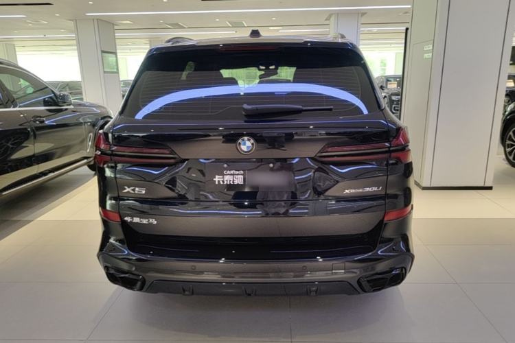 Used BMW X5 2026 Model, xDrive 30Li Prestige M Sport Night Package Rear