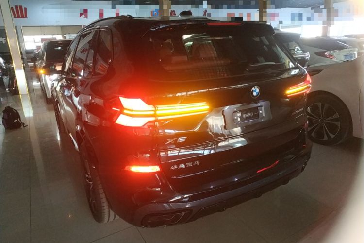 Used BMW X5 2026 Model, xDrive 40Li M Sport Night Package Rear Left 45 Deg
