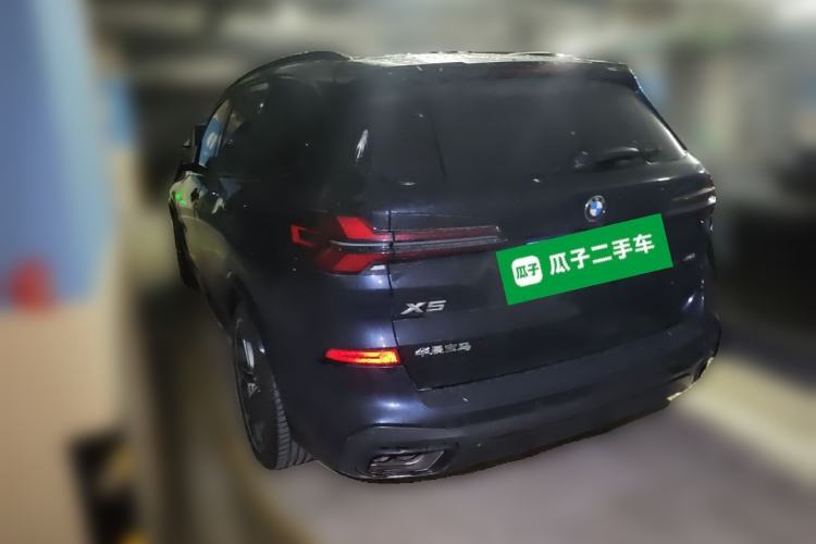 Used BMW X5 2026 Model, xDrive 40Li M Sport Night Package Rear Left 45 Deg