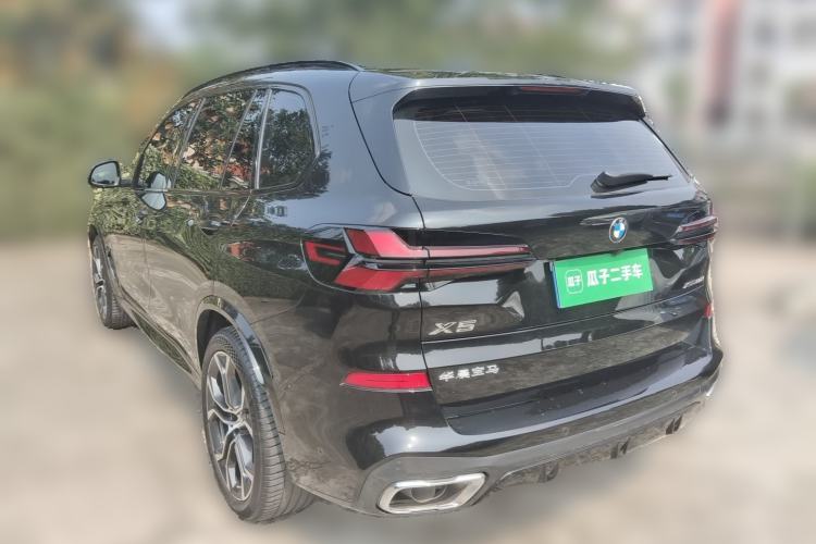Used BMW X5 2026 Model, xDrive 40Li M Sport Night Package Rear Left 45 Deg