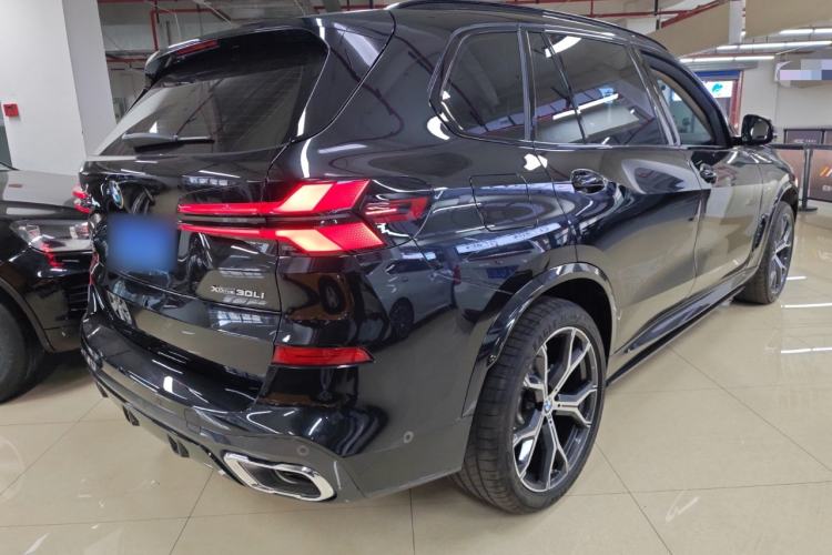 Used BMW X5 2026 Model, xDrive 30Li Prestige M Sport Night Package Rear Right 45 Deg