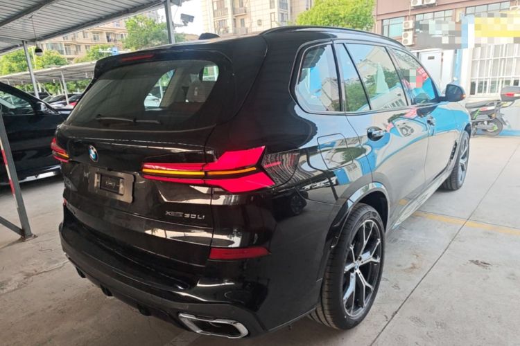 Used BMW X5 2026 Model, xDrive 30Li Prestige M Sport Night Package Rear Right 45 Deg