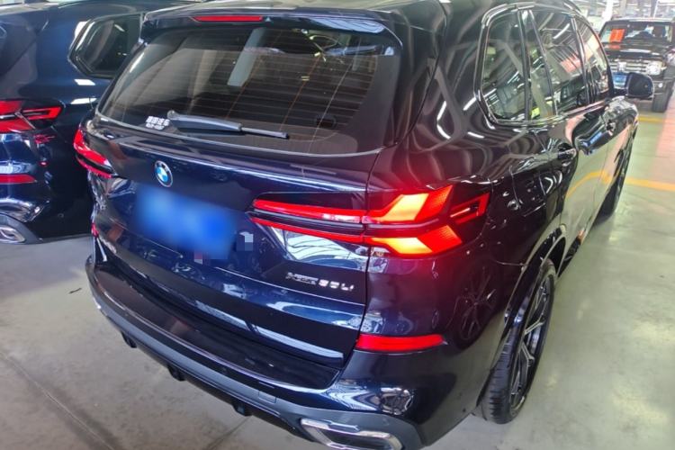 Used BMW X5 2026 Model, xDrive 30Li Prestige M Sport Night Package Rear Right 45 Deg
