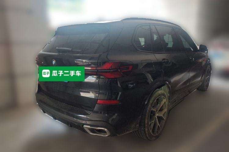 Used BMW X5 2026 Model, Facelifted xDrive 30Li Premium M Sport Night Package Rear Right 45 Deg