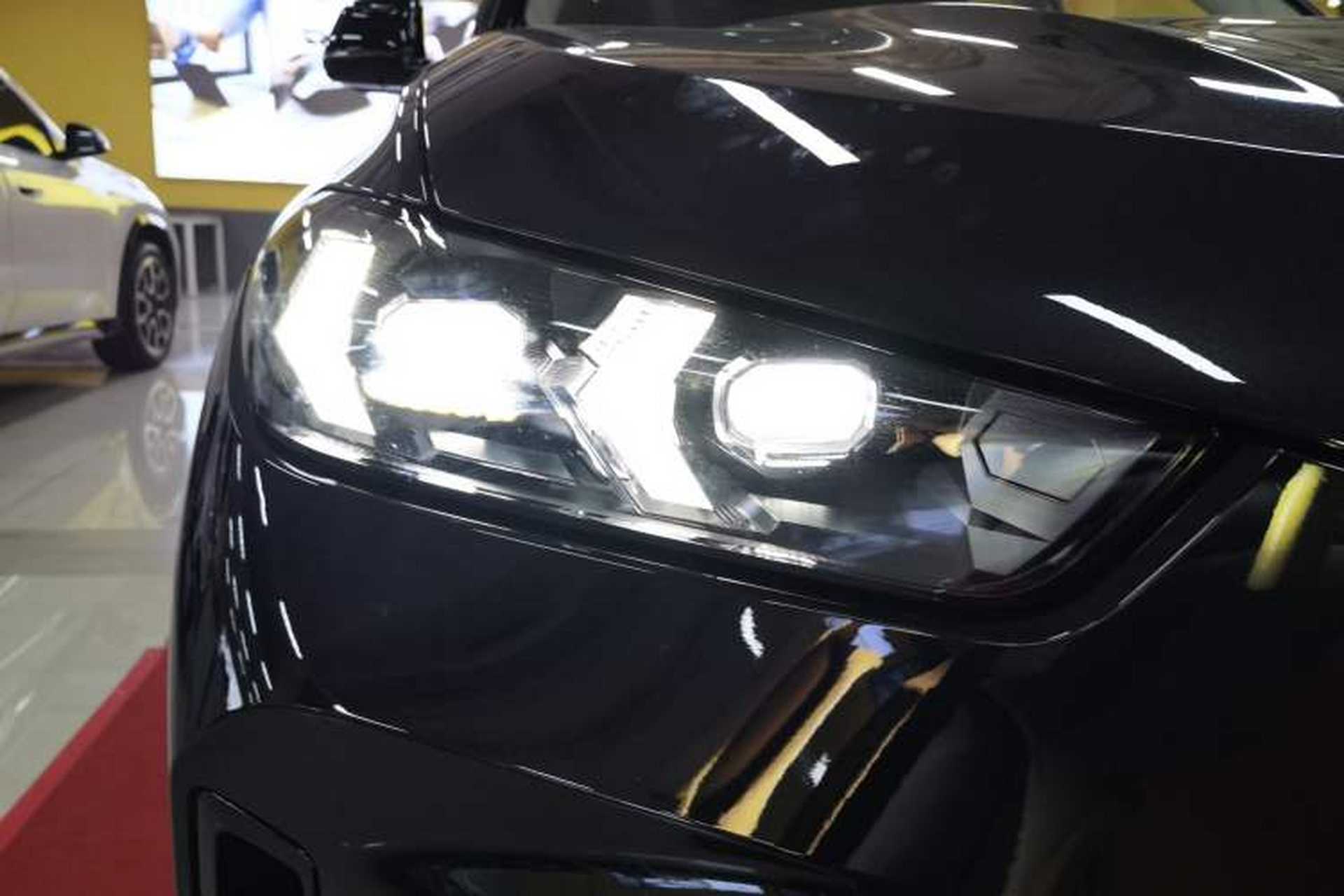 Used BMW X5 2026 Model, xDrive 30Li Prestige M Sport Night Package Right Front Headlight