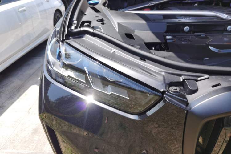 Used BMW X5 2026 Model, Facelifted xDrive 40Li M Sport Night Package Right Front Headlight