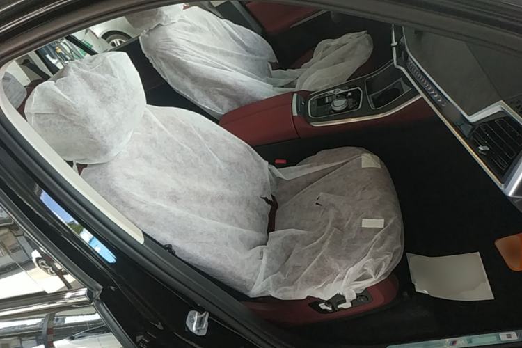 Used BMW X5 2026 Model, Facelifted xDrive 30Li Premium M Sport Night Package Right Front Seat