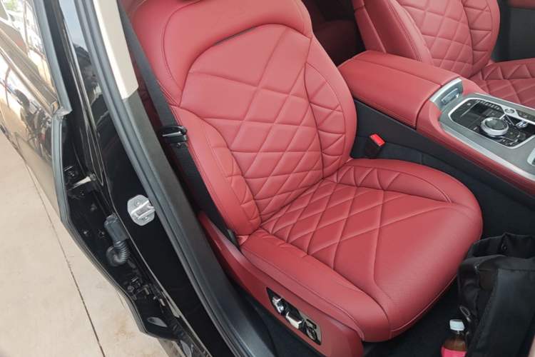 Used BMW X5 2026 Model, xDrive 30Li Prestige M Sport Night Package Right Front Seat