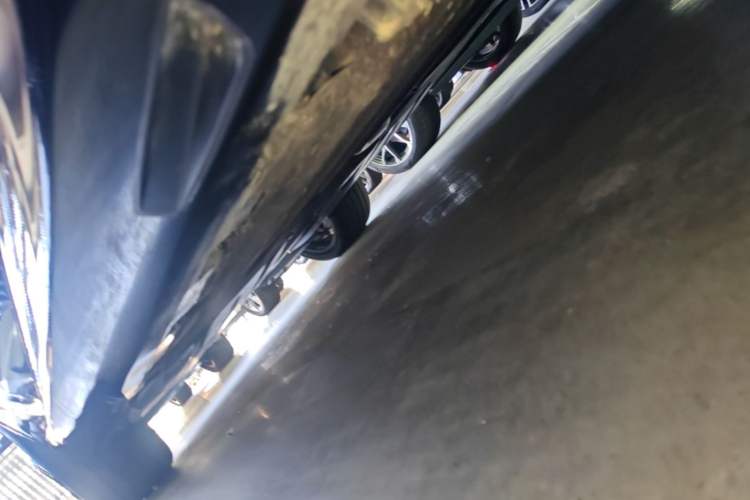 Used BMW X5 2026 Model, xDrive 30Li Prestige M Sport Night Package Right Side Sill