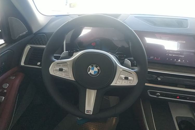 Used BMW X5 2026 Model, Facelifted xDrive 30Li Premium M Sport Night Package Steering Wheel