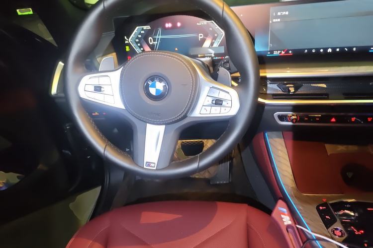 Used BMW X5 2026 Model, xDrive 40Li M Sport Night Package Steering Wheel
