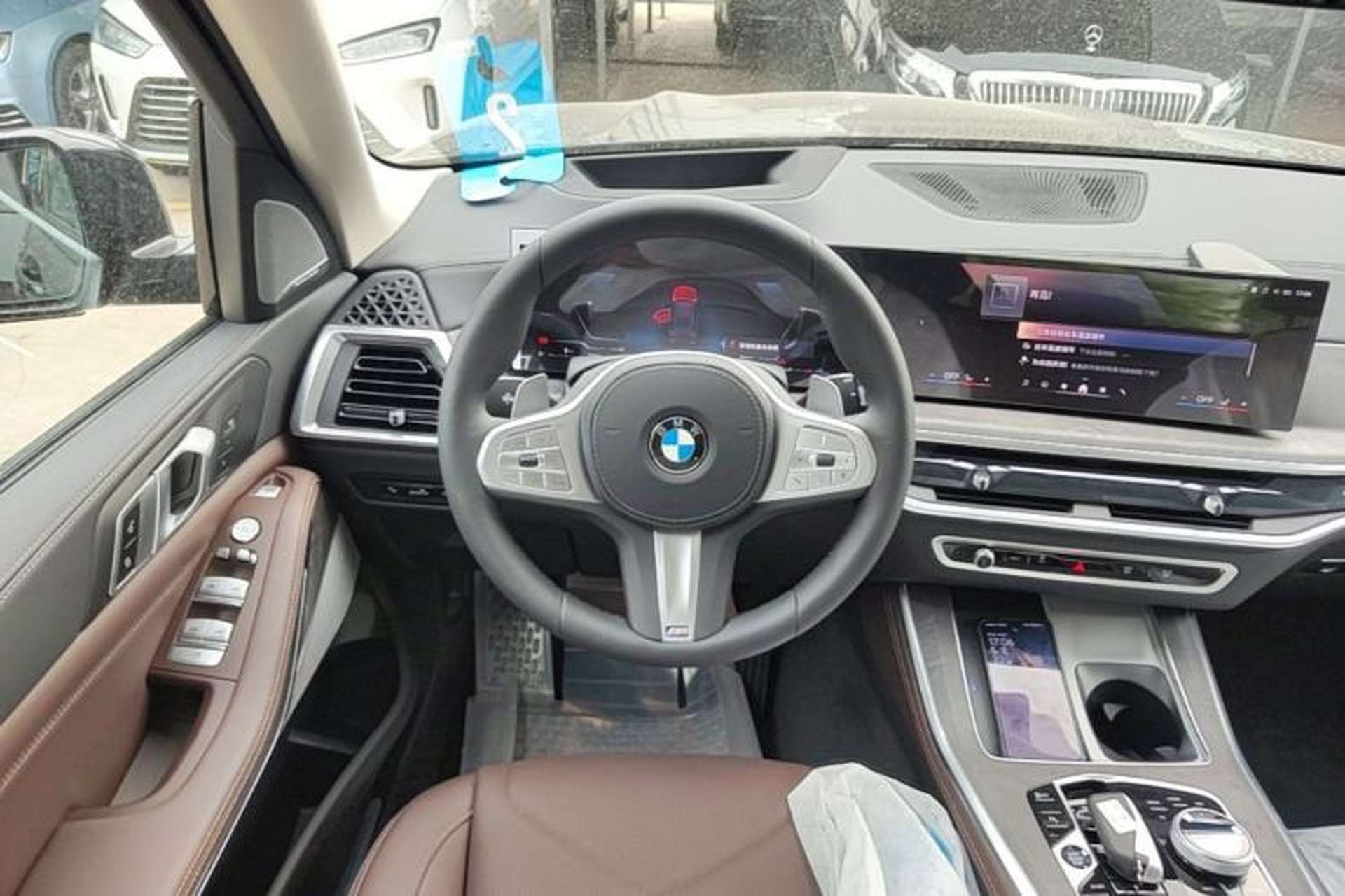 Used BMW X5 2026 Model, Facelifted xDrive 30Li Premium M Sport Night Package Steering Wheel