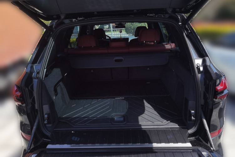 Used BMW X5 2026 Model, Facelifted xDrive 40Li M Sport Night Package Trunk