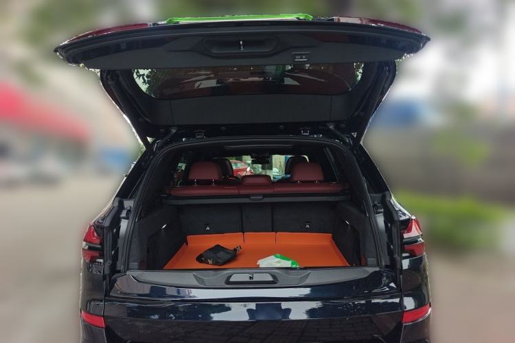 Used BMW X5 2026 Model, Facelifted xDrive 40Li M Sport Night Package Trunk
