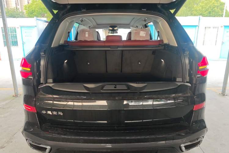 Used BMW X5 2026 Model, xDrive 30Li Prestige M Sport Night Package Trunk